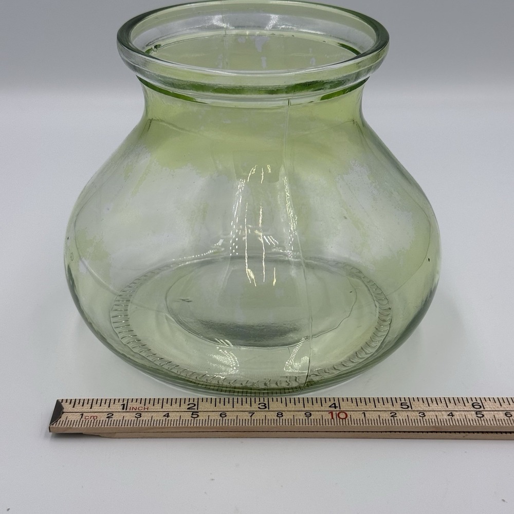 Green Bud Vase 5 Inches Tall - Picture 3 of 4